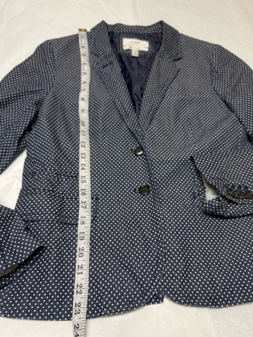 J.Crew schoolboy blazer in a navy blue and white polka dot pattern. 🔵 - Picture 5 of 12